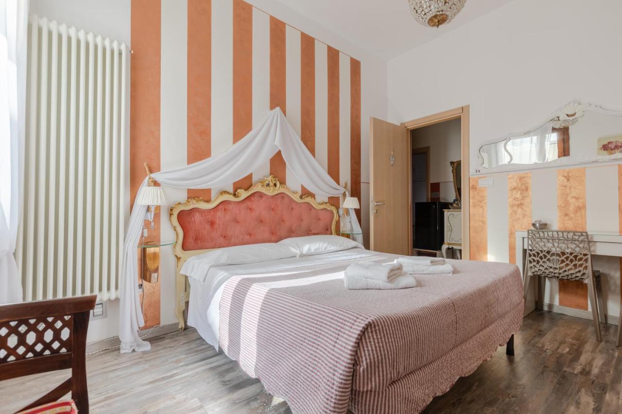 Rooms Giulietta E Romeo فيرونا المظهر الخارجي الصورة